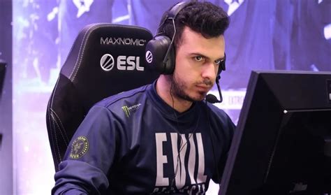 tarik pc specs|TARIK Valorant Settings: Gears, PC Setup & More.